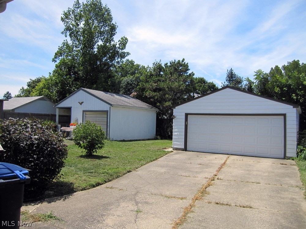 Hoenicka Park - Residential