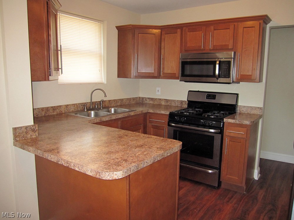 Hoenicka Park - Residential