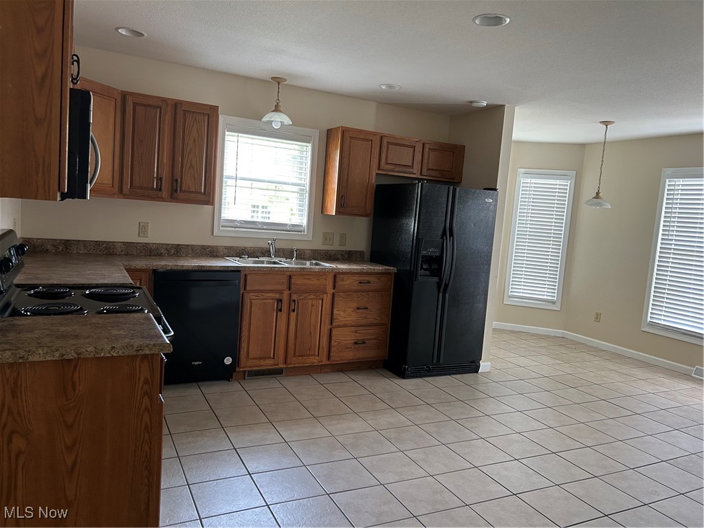 Youngstown, Ohio 44505, United States, 6 Bedrooms Bedrooms, ,4 BathroomsBathrooms,Residential,Active,94707