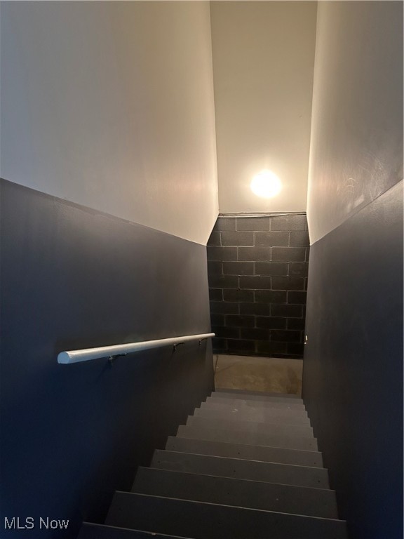 Youngstown, Ohio 44505, United States, 6 Bedrooms Bedrooms, ,4 BathroomsBathrooms,Residential,Active,94707