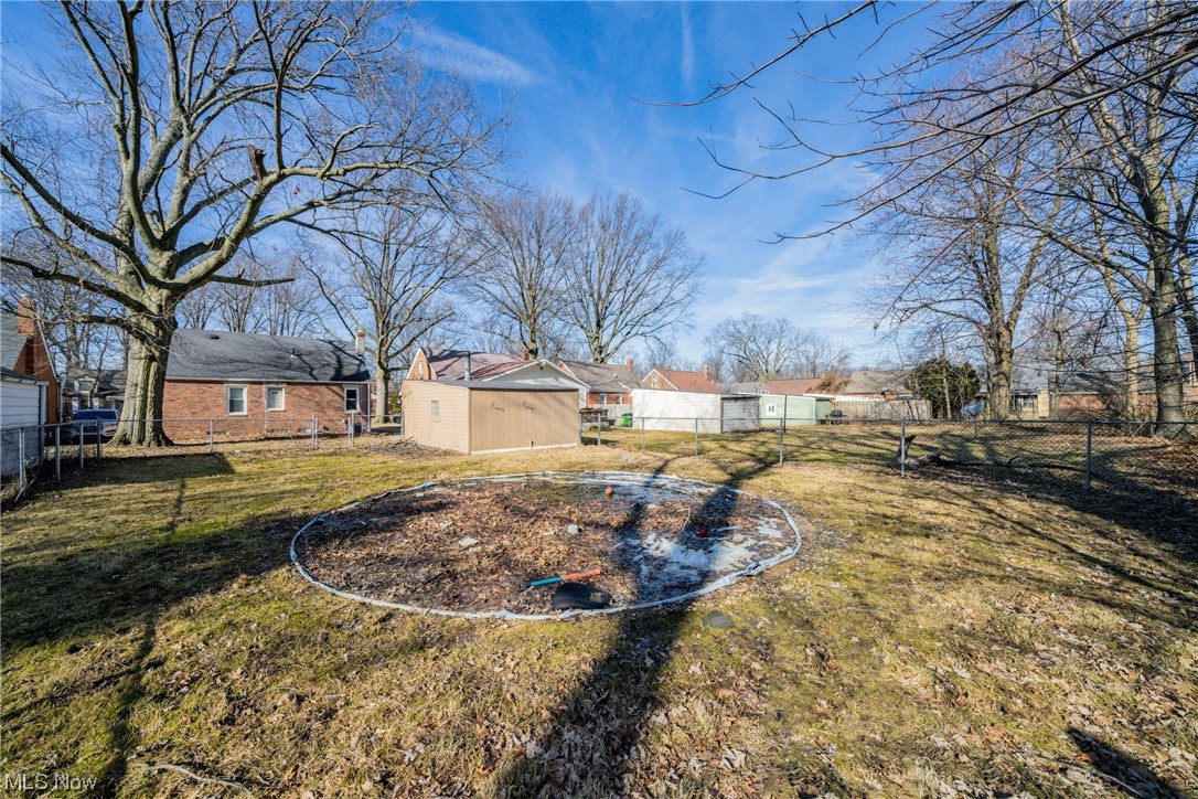 Bungalow - Residential