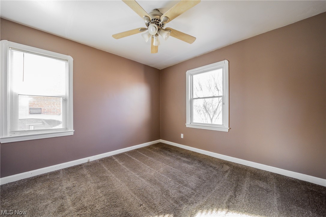 Bungalow - Residential