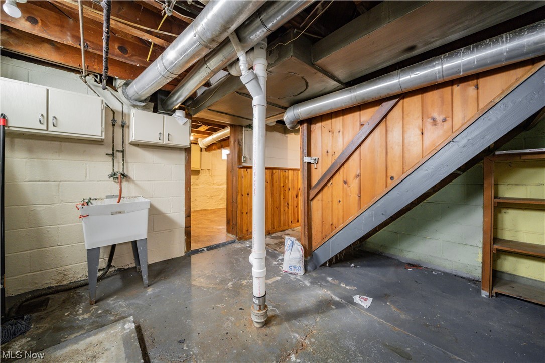 Bungalow - Residential