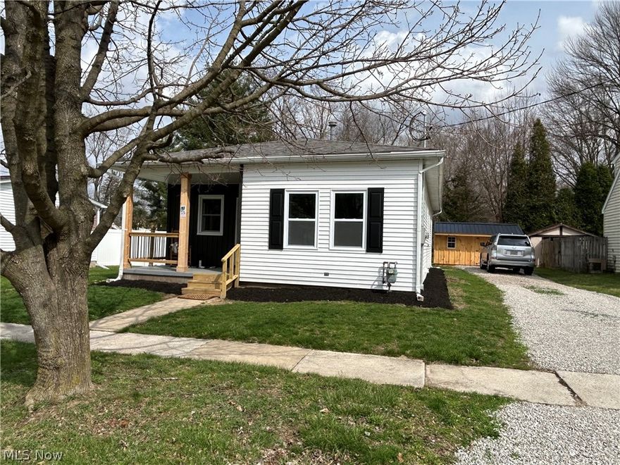 Move right into this beautifully remodeled 3-bedroom, 1.5-bath ranch in Norwalk! Updates include new flooring throughout, granite countertops, new appliances, and new windows. The layout offers easy one-floor living, and the new rear deck adds great outdoor space for entertaining or unwinding. A perfect blend of modern updates and everyday convenience. Also included is a home warranty for added protection. 
Seller is a licensed real estate agent in OH