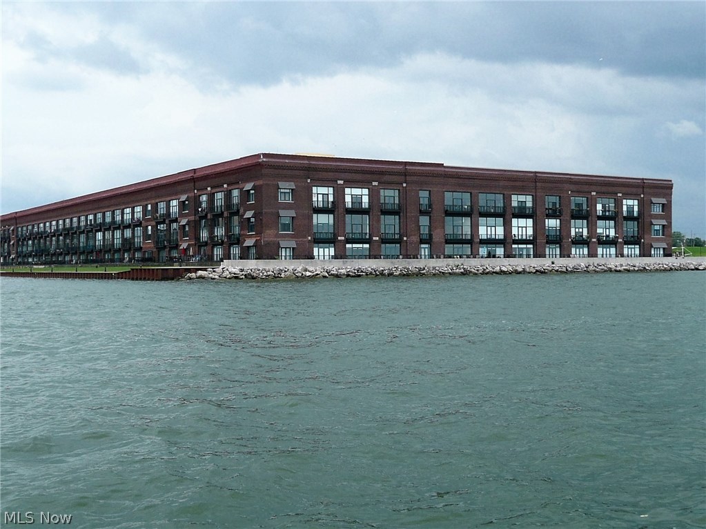 Chesapeake Lofts - Residential