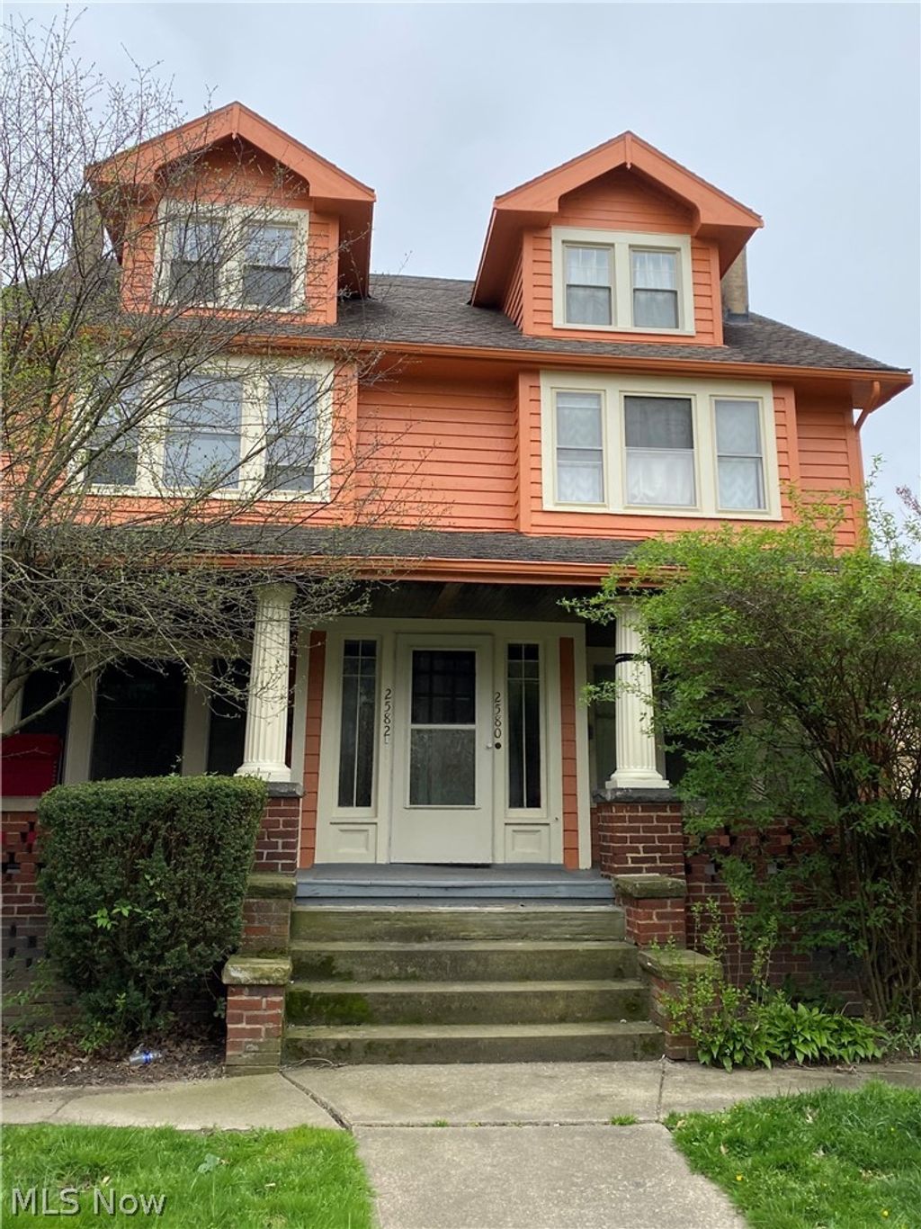 Photo of 2580 Colchester Road, Cleveland Heights, OH 44106 (MLS # 5191555)