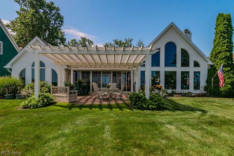 Photo for 3711 Edgewater Drive