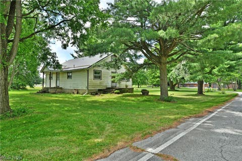 Tiny photo for 3521 Goldner Lane SW, Warren, OH 44481 (MLS # 5220576)