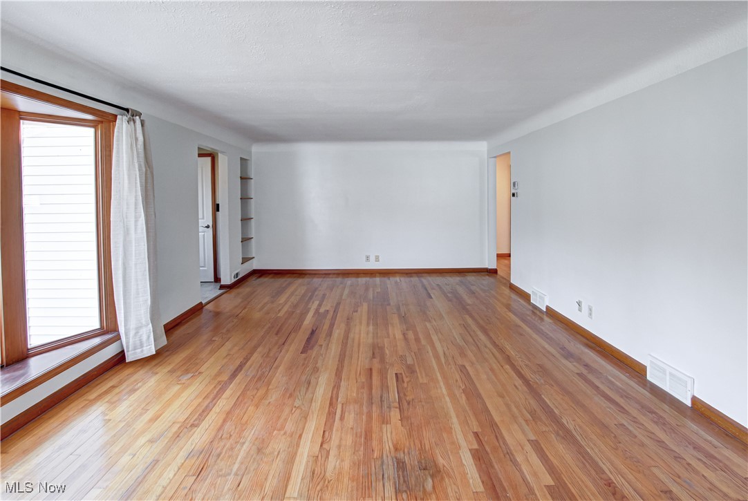 S H Kleinman Realty Cos Briar - Residential