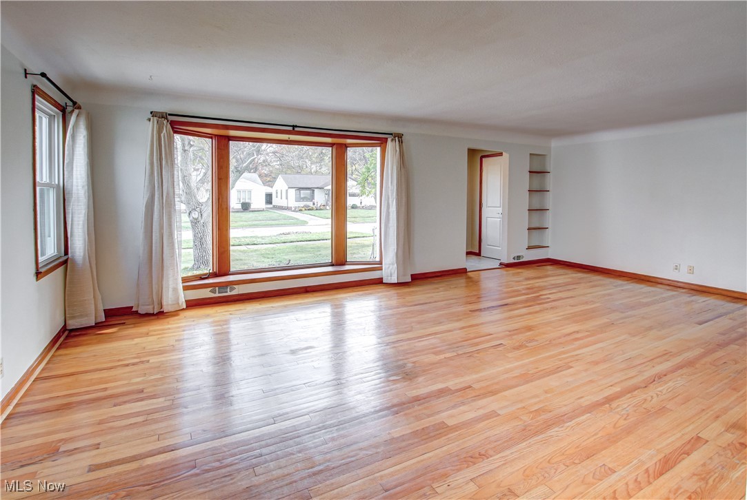 S H Kleinman Realty Cos Briar - Residential