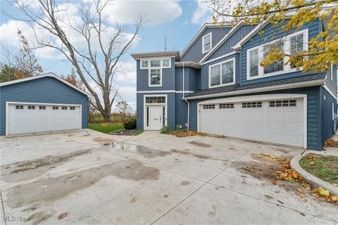 Photo for 5882 Liberty Avenue