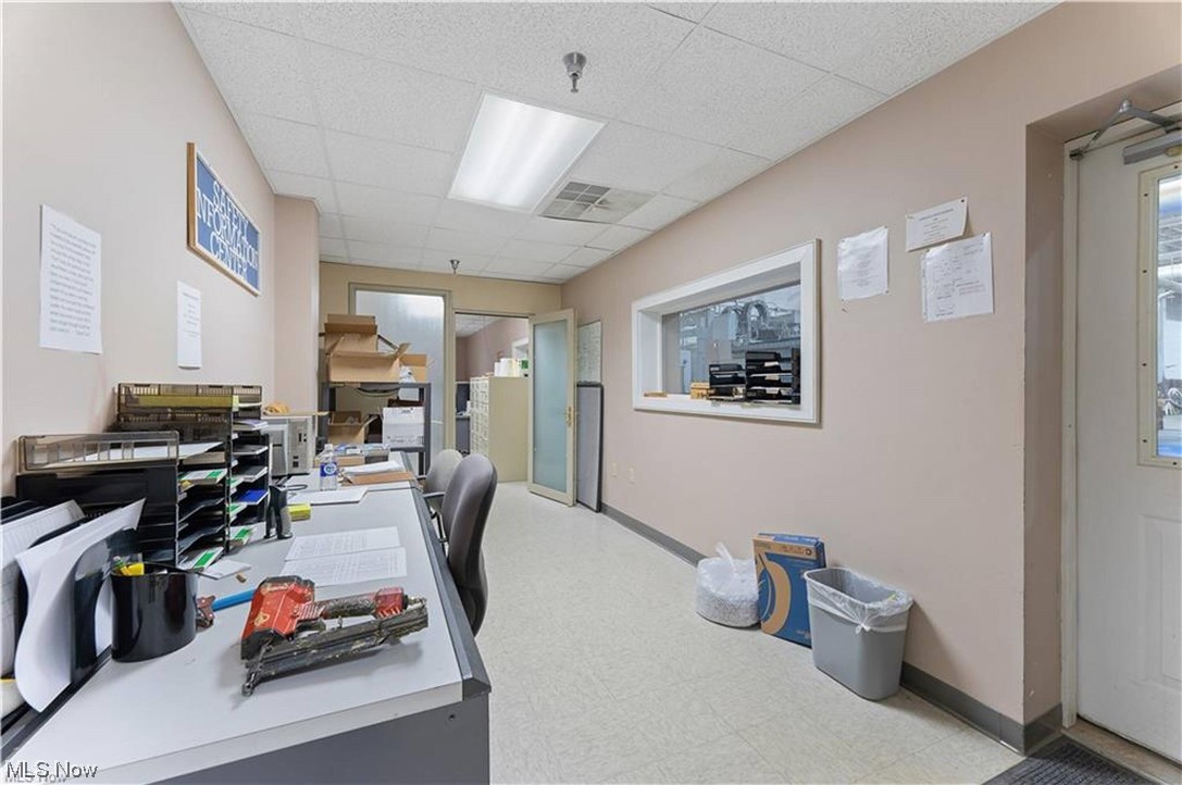 City/Youngstown - Commercial Sale