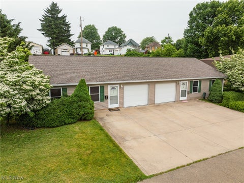 Photo for 412 SW Weber Avenue