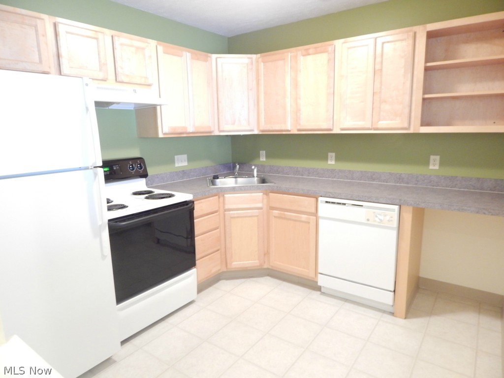 Hickory Rdg Clstr Dev - Residential Lease