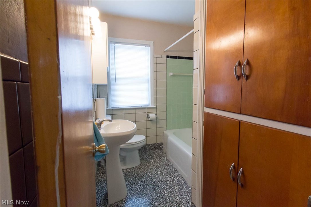 Akron Gardens - Residential