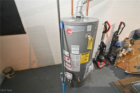 Tiny photo for 11 Brookline Avenue, Youngstown, OH 44505 (MLS # 5179350)