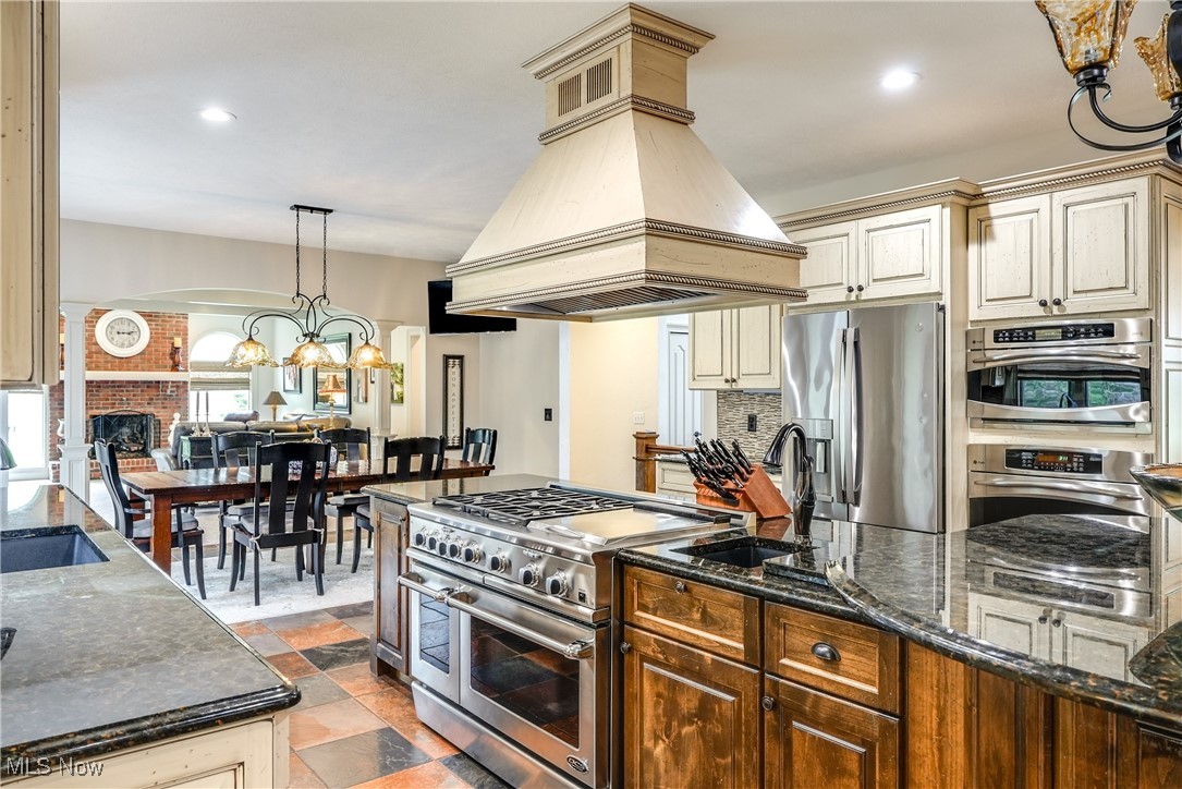 5061 Everton Avenue, Solon, Ohio image 14