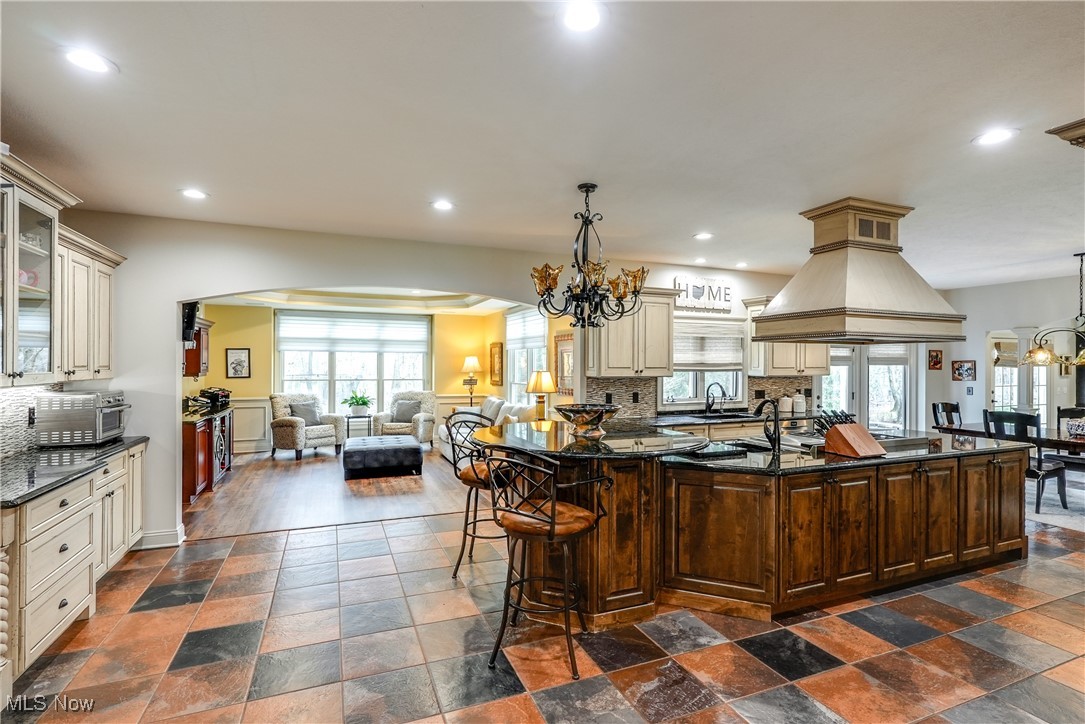 5061 Everton Avenue, Solon, Ohio image 23