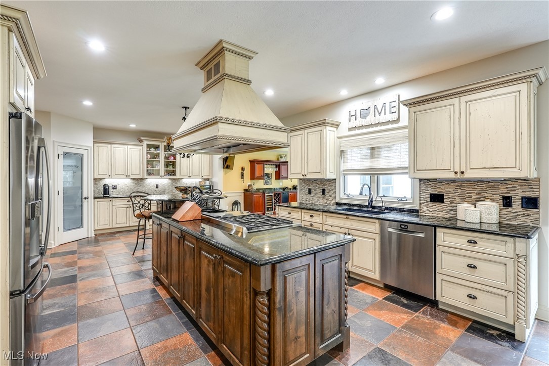 5061 Everton Avenue, Solon, Ohio image 19