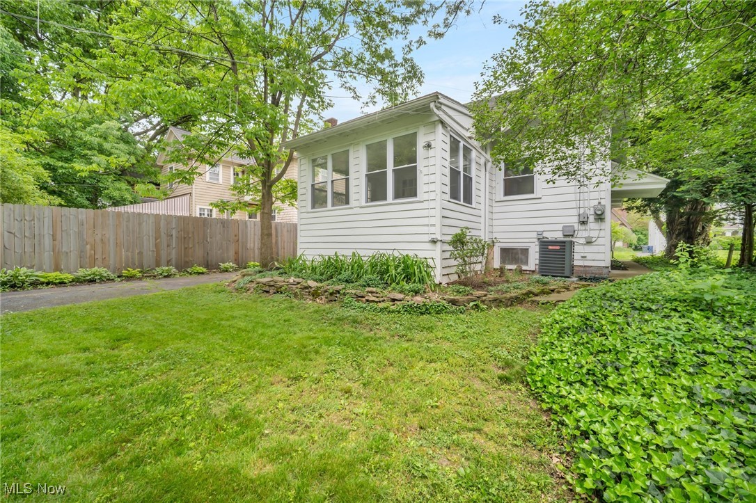 1508 Rydalmount Road, Cleveland Heights, Ohio image 5