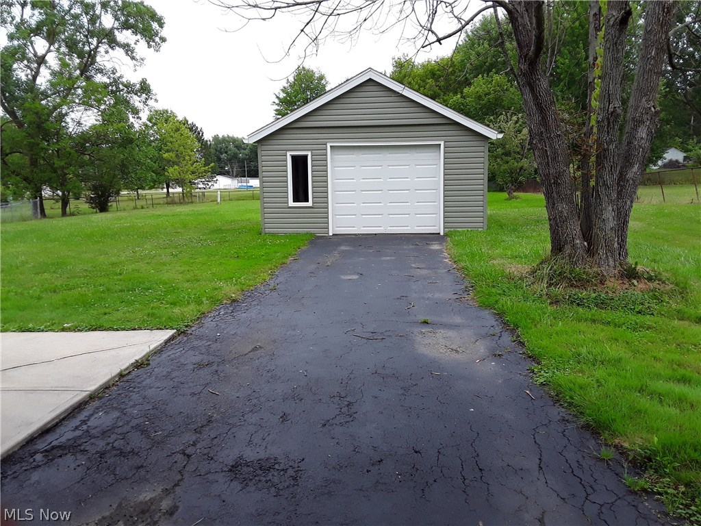 Pinewood Acres Dev Cos Pinewo - Residential