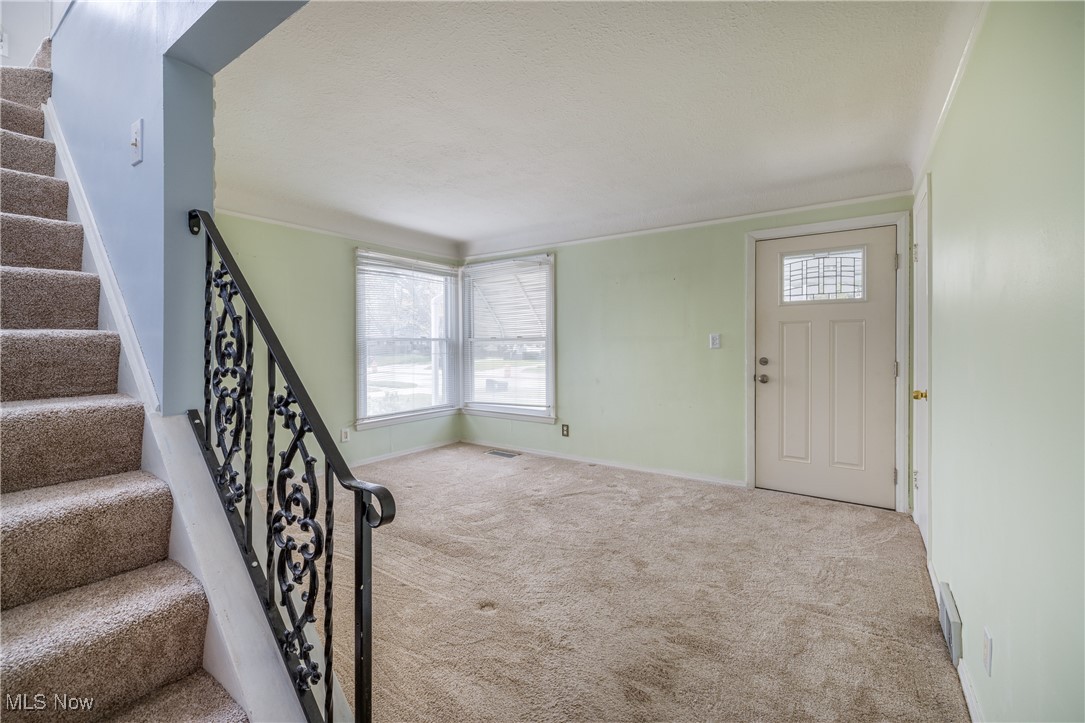 4516 Snow Road, Parma, Ohio image 4