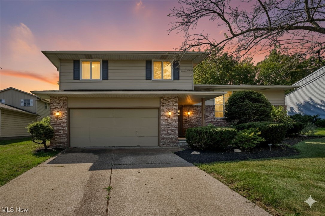 Welcome to this spacious split-level home offering 4 bedrooms, 2.5 baths, and an ideal location in Brunswick. Step inside to a welcoming foyer that leads you into the bright living room, featuring a large bay window and soaring vaulted ceilings, seamlessly flowing into the dining room—perfect for entertaining.
The eat-in kitchen sits at the heart of the home, providing plenty of space for family meals. Just a few steps down, you’ll find the cozy family room with a new fireplace insert, a convenient half bath, and a slider door to the backyard patio—making indoor-outdoor living a breeze.
Upstairs, you’ll discover four comfortable bedrooms, including a spacious master suite with a private ensuite bath. With plenty of room for everyone, this home offers both comfort and function.
Outside, enjoy your patio and yard space, perfect for gatherings or relaxation. Located close to schools, parks, shopping, and all that Brunswick has to offer, this property combines convenience with charm.
?? Don’t miss your chance to make this your new home—schedule your showing today! Home Warranty offered for peace of mind.