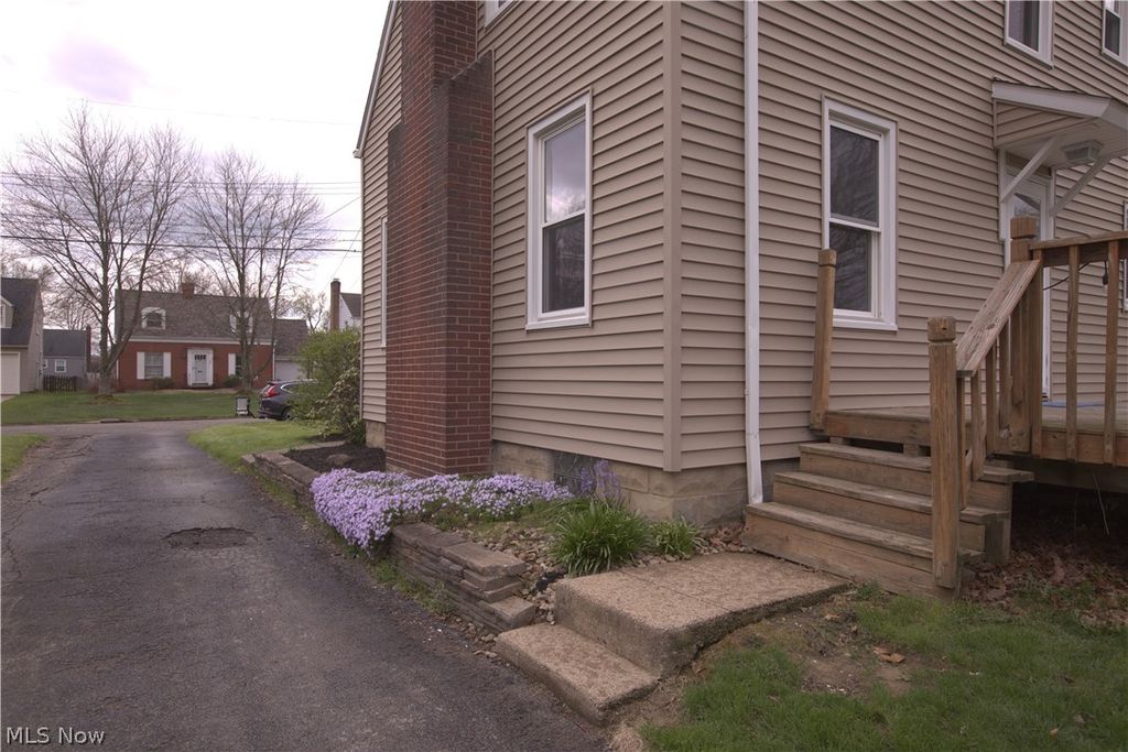 Photo of 246 Oakley Avenue, Boardman, OH 44512 (MLS # 5200968)