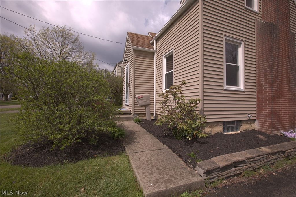 Photo of 246 Oakley Avenue, Boardman, OH 44512 (MLS # 5200968)
