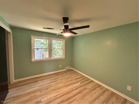 Tiny photo for 201 W Glendale Street, Bedford, OH 44146 (MLS # 5229277)