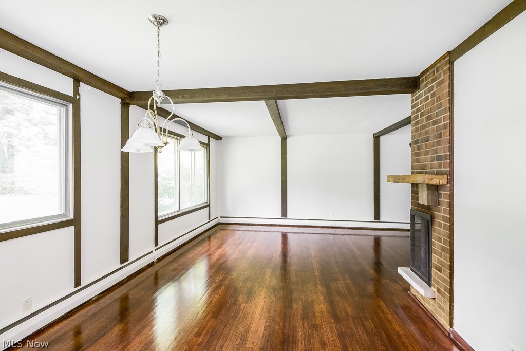 Briar Hill - Residential