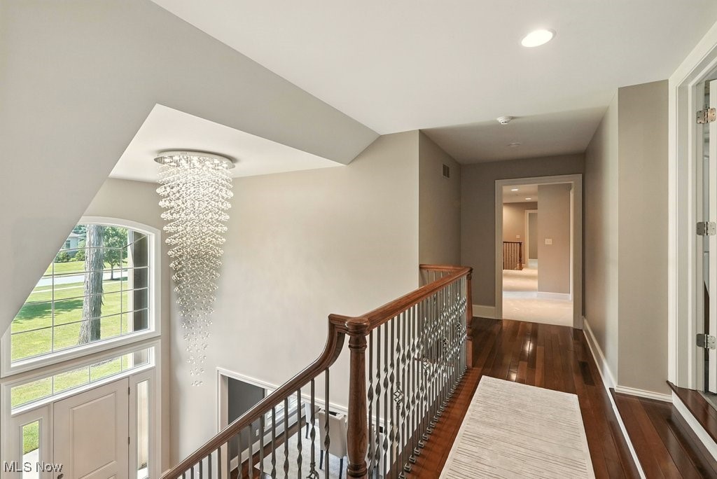 Orange, Ohio 44122, United States, 5 Bedrooms Bedrooms, ,5 BathroomsBathrooms,Residential,Contingent,159284