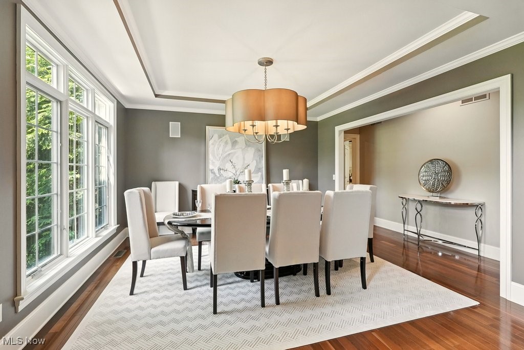 Orange, Ohio 44122, United States, 5 Bedrooms Bedrooms, ,5 BathroomsBathrooms,Residential,Contingent,159284