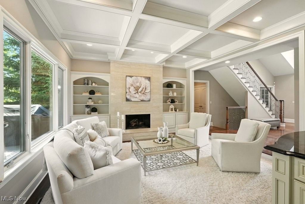 Orange, Ohio 44122, United States, 5 Bedrooms Bedrooms, ,5 BathroomsBathrooms,Residential,Contingent,159284