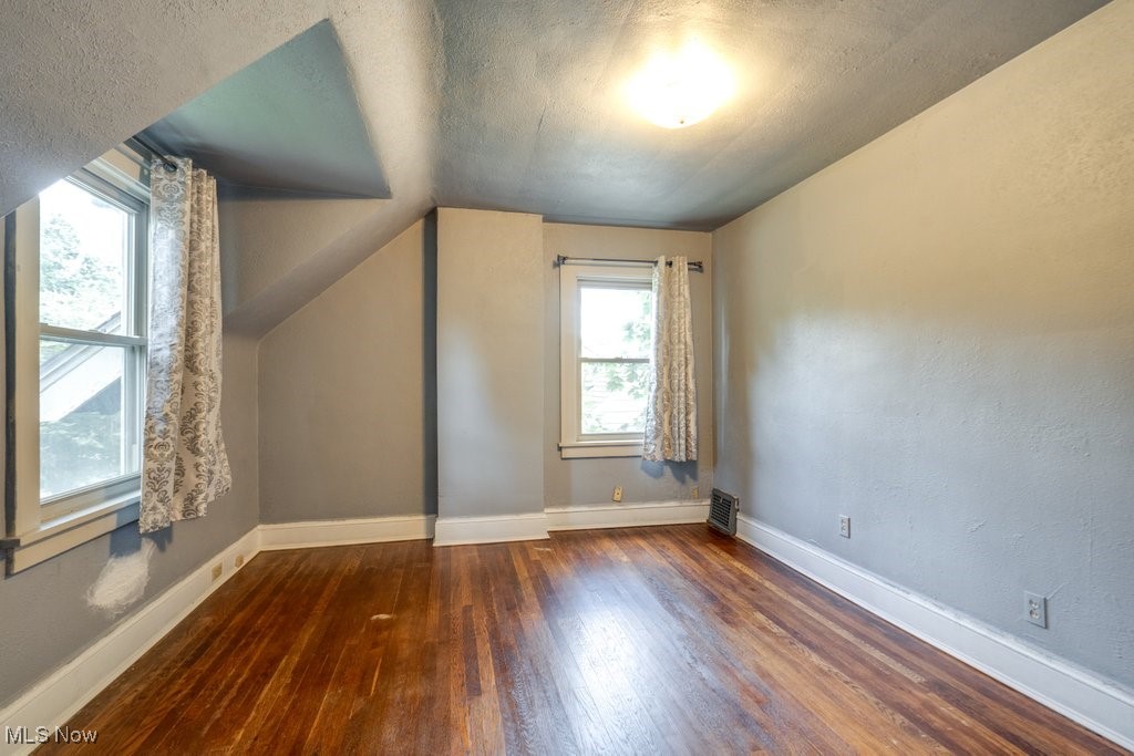 Elm Hill Estates - Residential Lease