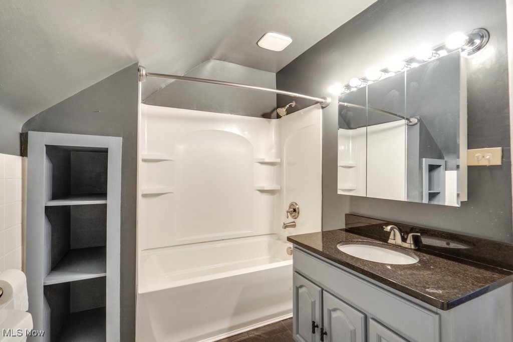 Elm Hill Estates - Residential Lease