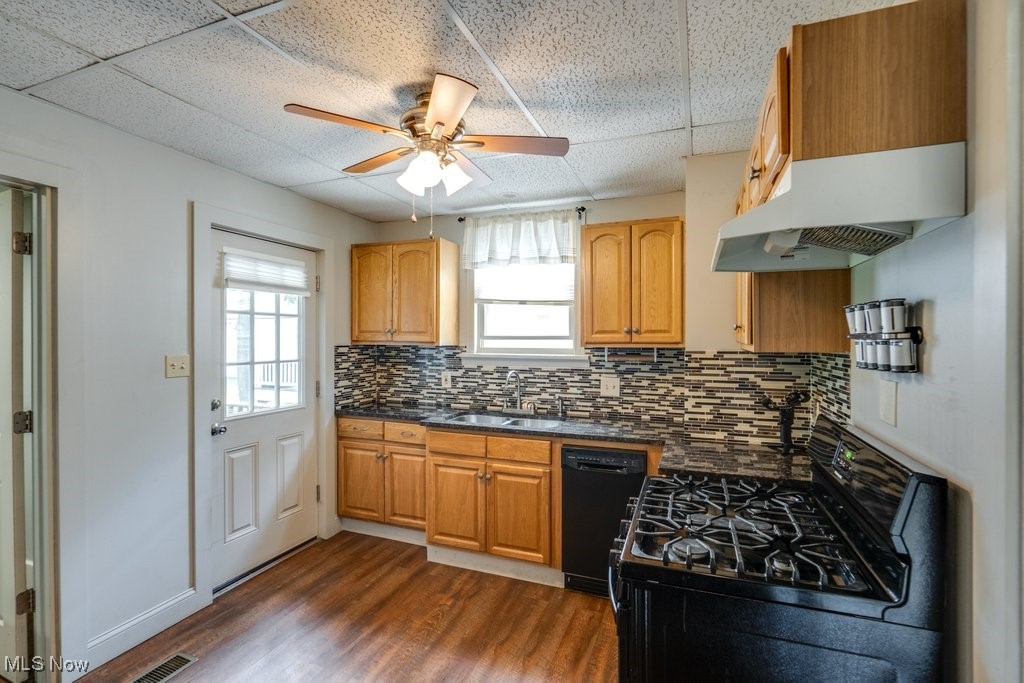 Elm Hill Estates - Residential Lease