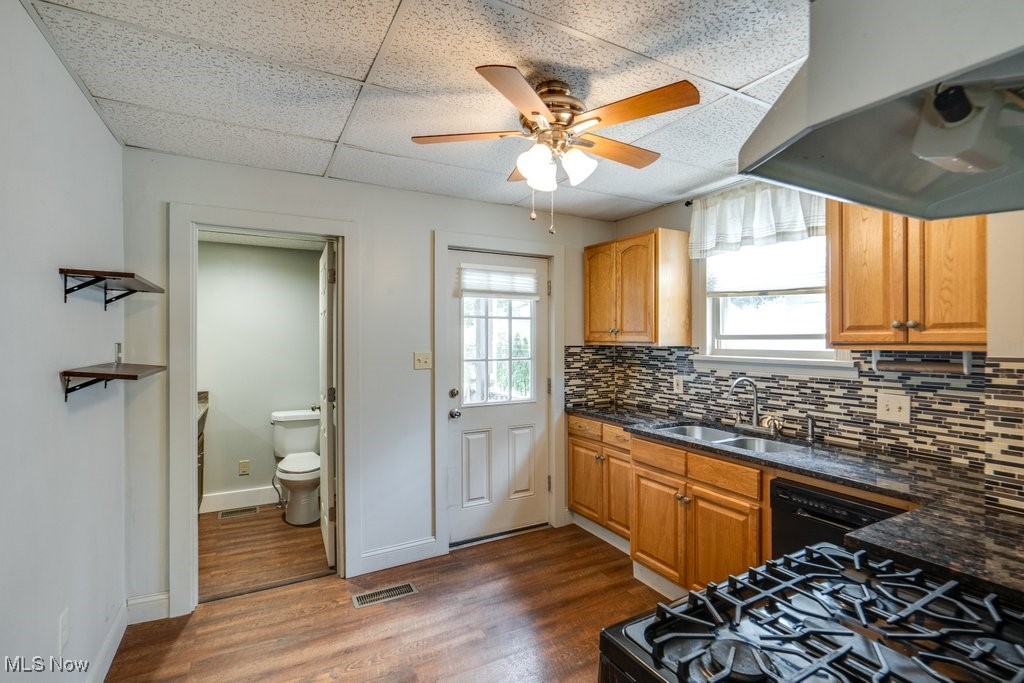 Elm Hill Estates - Residential Lease