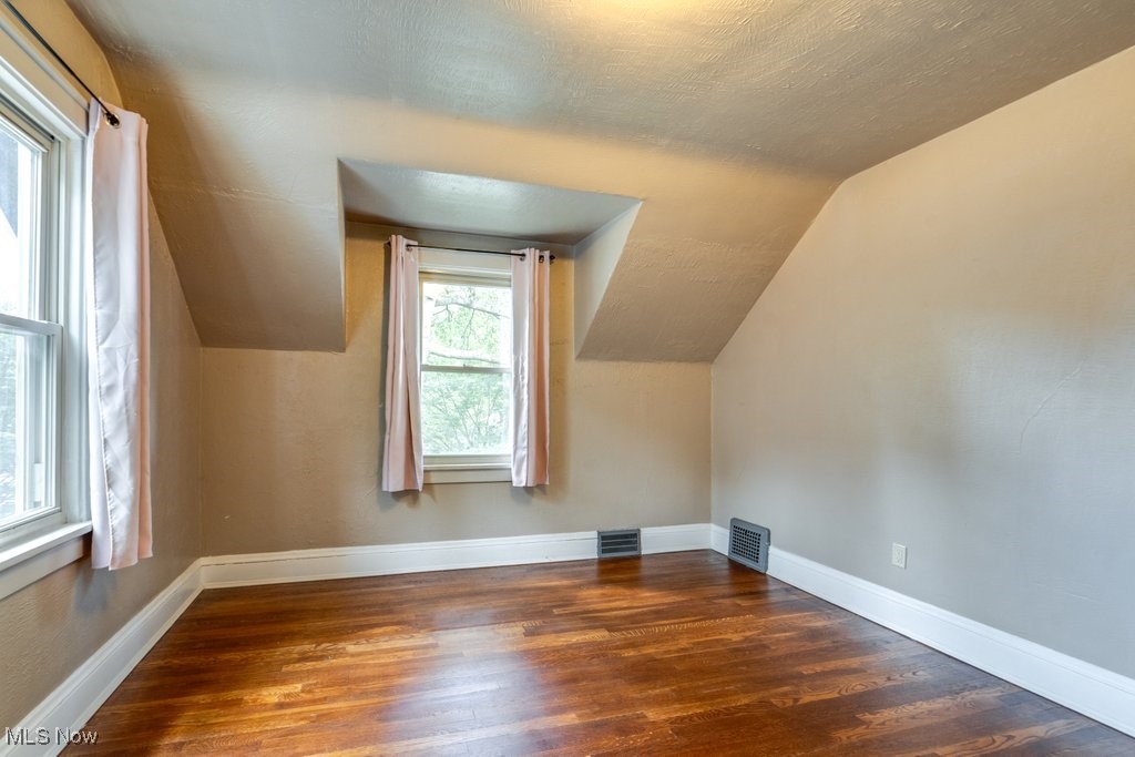 Elm Hill Estates - Residential Lease