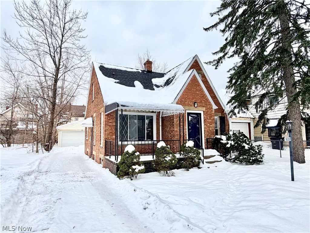 Photo of 16301 Invermere Avenue, Cleveland, OH 44128 (MLS # 5185475)