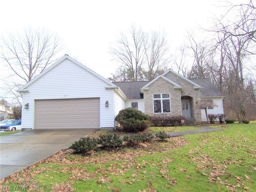 Looking for something close to Mill Creek Park?  Here it is!!  Located on Glenwood Ave., across from the park near Lake Newport.  Three Bedrooms, 2 bath ranch style home.  1700 SF, vaulted ceilings, open concept floor plan, 1st floor laundry, double attached garage.  Home features new carpeting in living room, dining room and 2 bedrooms.  Kitchen has ceramic flooring, vaulted ceiling and all appliances except refrigerator.  Large living room with sliding door to 20x12 deck.  Floor plan features large master suite with full bath and walk in closet with access to the first floor laundry.  The other 2 bedrooms are located at the opposite end of the house.  Full unfinished basement.  21x20 double attached garage with additional storage area.  4 skylights including 2 in the living room, one in the main bath and the fourth one in one of the smaller bedrooms. Beautiful woodwork and raised panel doors throughout!   Home includes a 2-10 Home Warranty and is being sold "as is".