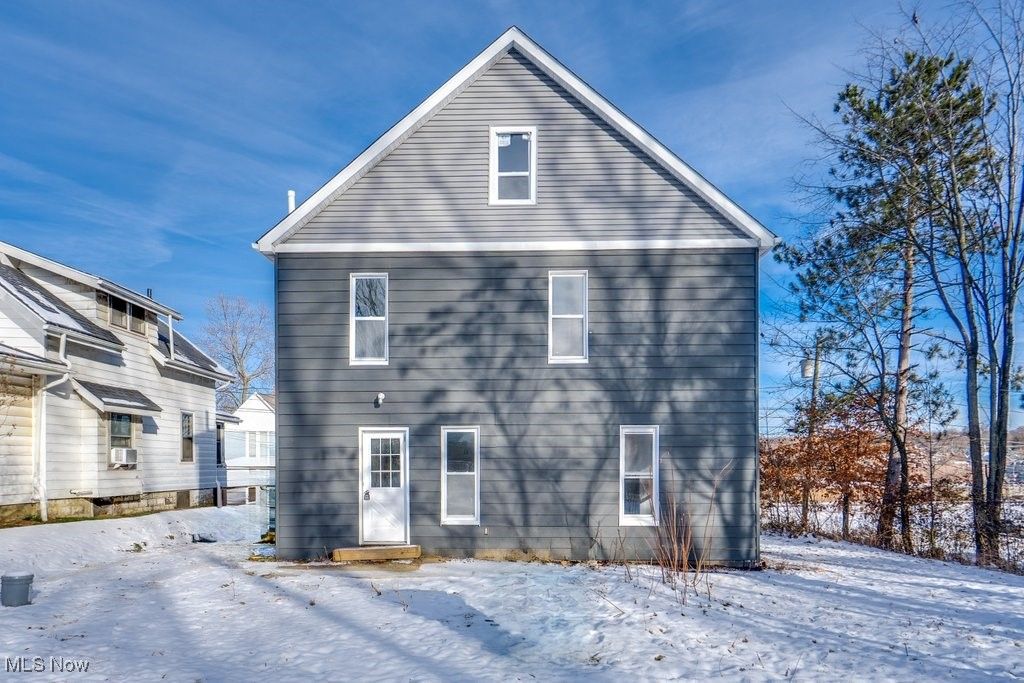 Photo of 155 W Walnut Street, Wadsworth, OH 44281 (MLS # 5176459)