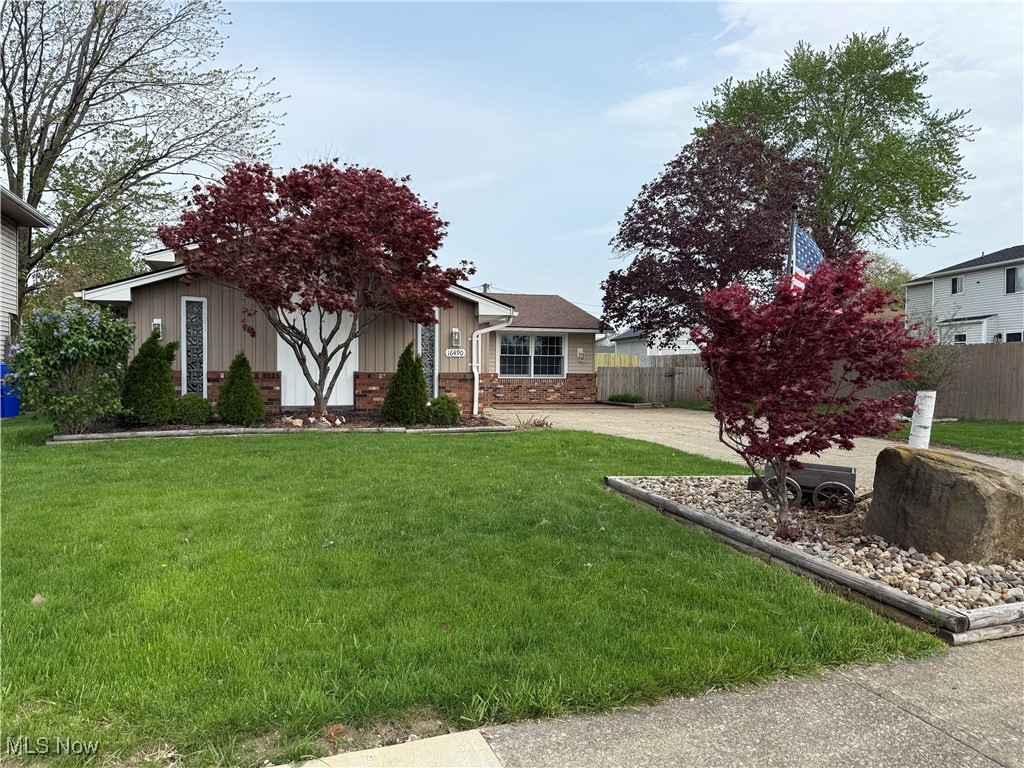16490 Holland Road, Brook Park, Ohio image 1