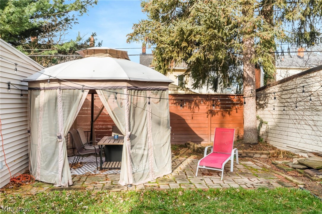 Elmwood - Residential