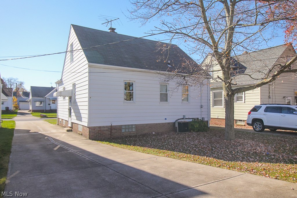 Tuxedo Heights - Residential Lease