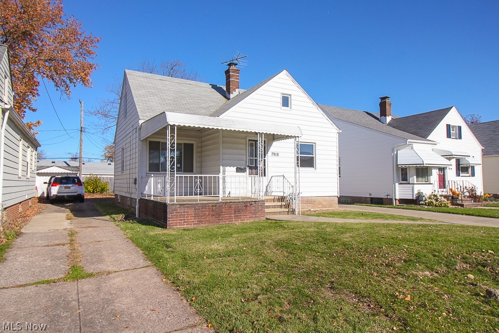 Tuxedo Heights - Residential Lease