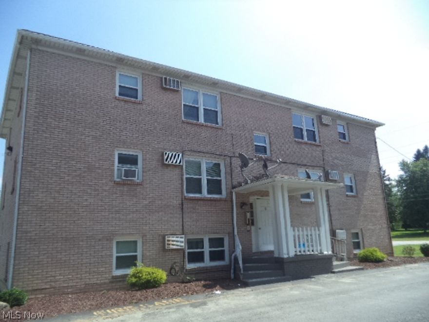 Charming 2 Bedroom, 1 Bath located in Boardman!!! Boardman Local School District. Kitchen w/dining area. Appliances included. Washer and dryer in building. This will not last long MOVE IN READY! Monthly rent is $535.00 Heat and water included. Full deposit and first months rent required. No pets or smoking permitted. MUST SEE!