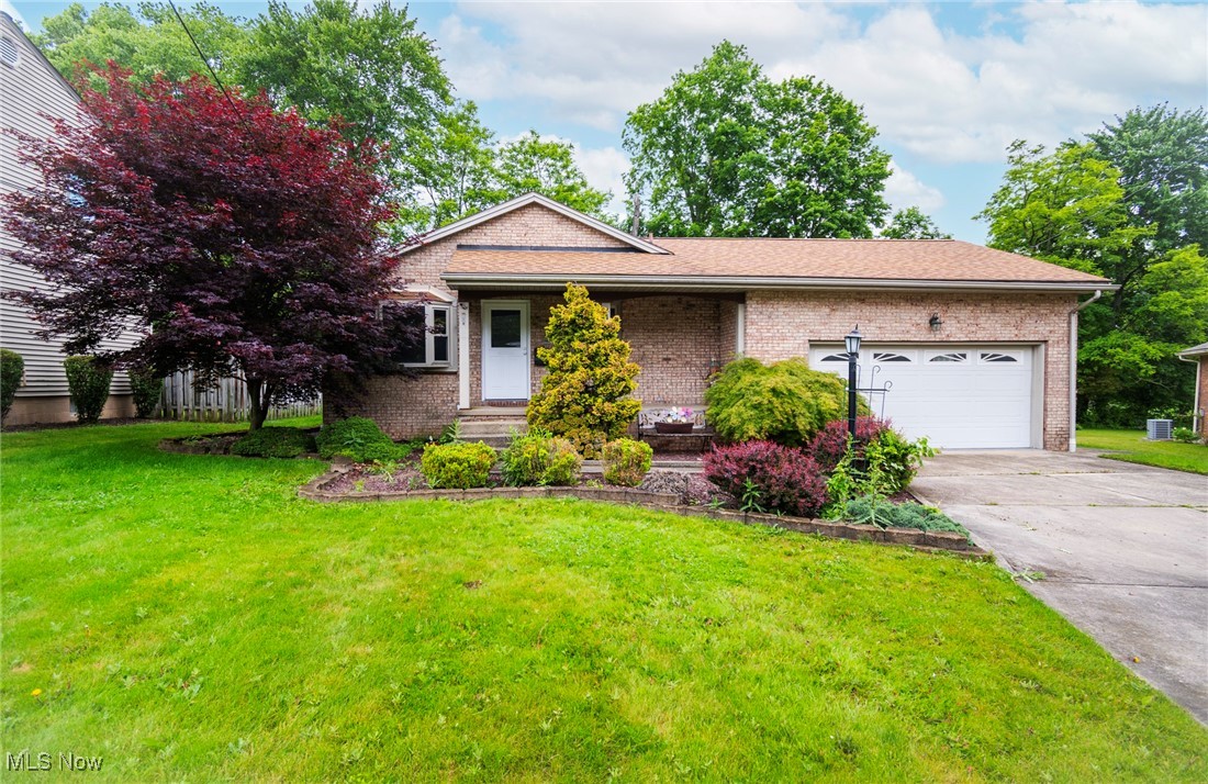 2450 Venloe Drive, Poland, Ohio image 1