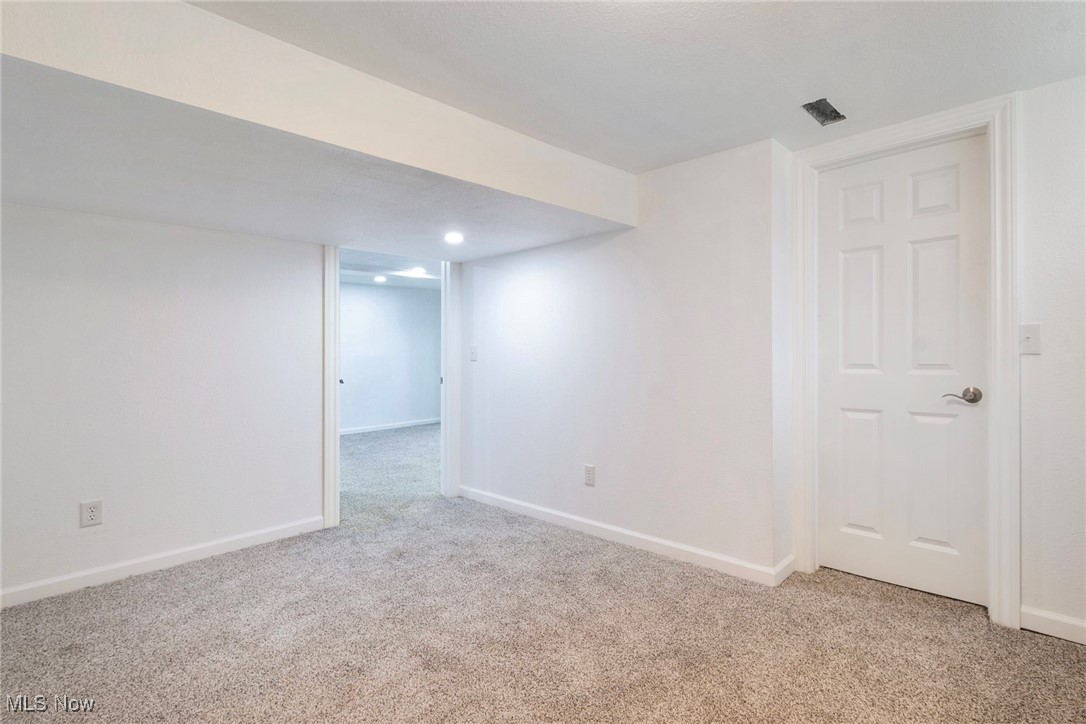 2450 Venloe Drive, Poland, Ohio image 13