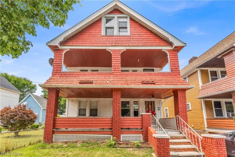 Multifamily For Rent - 382 E 161st Street #2/UP<br/> Cleveland, OH 44110